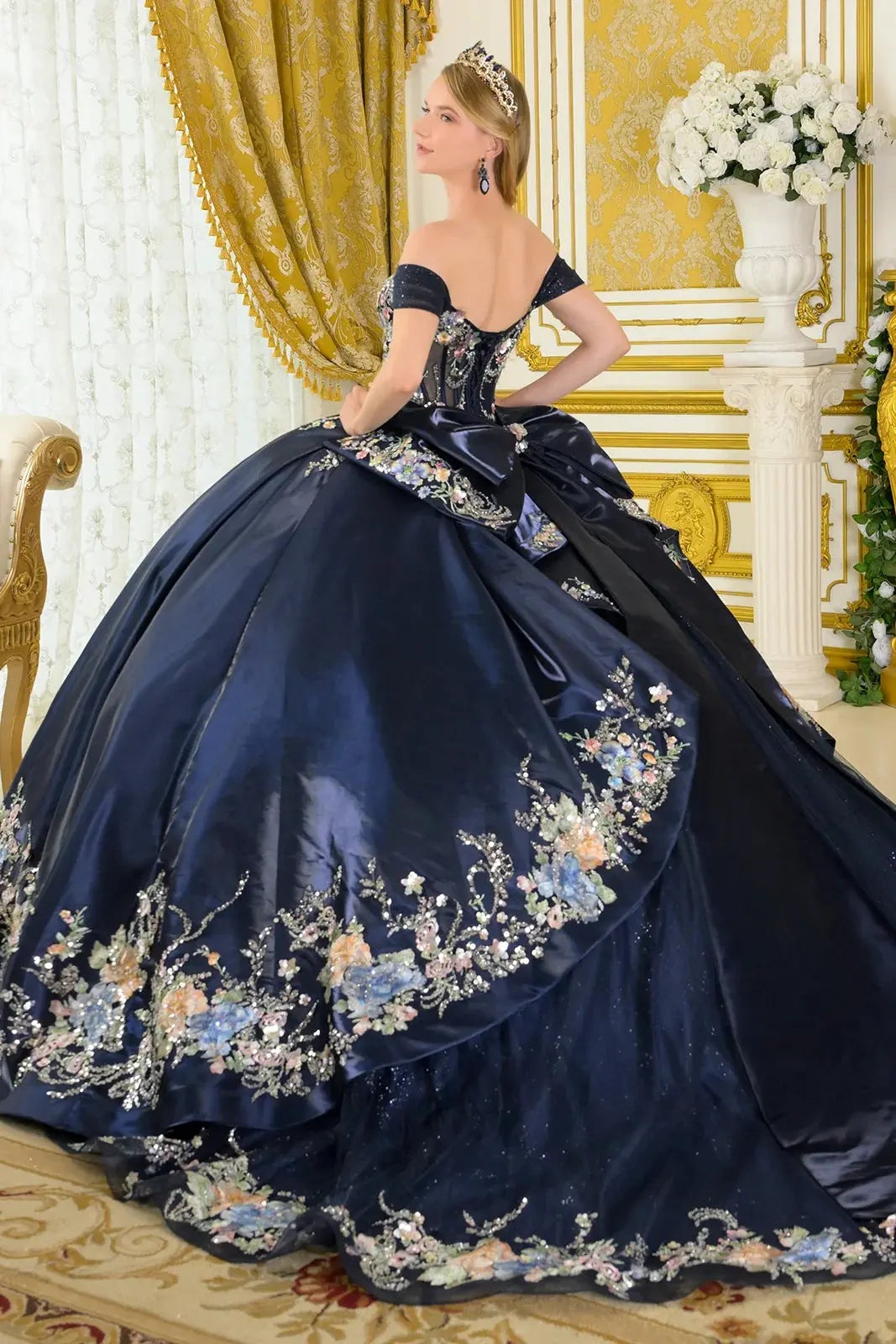 Elizabeth K GL3792 Elizabeth K